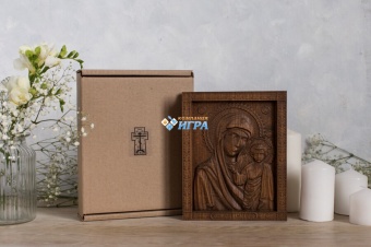 Резная икона Казанской Божьей Матери